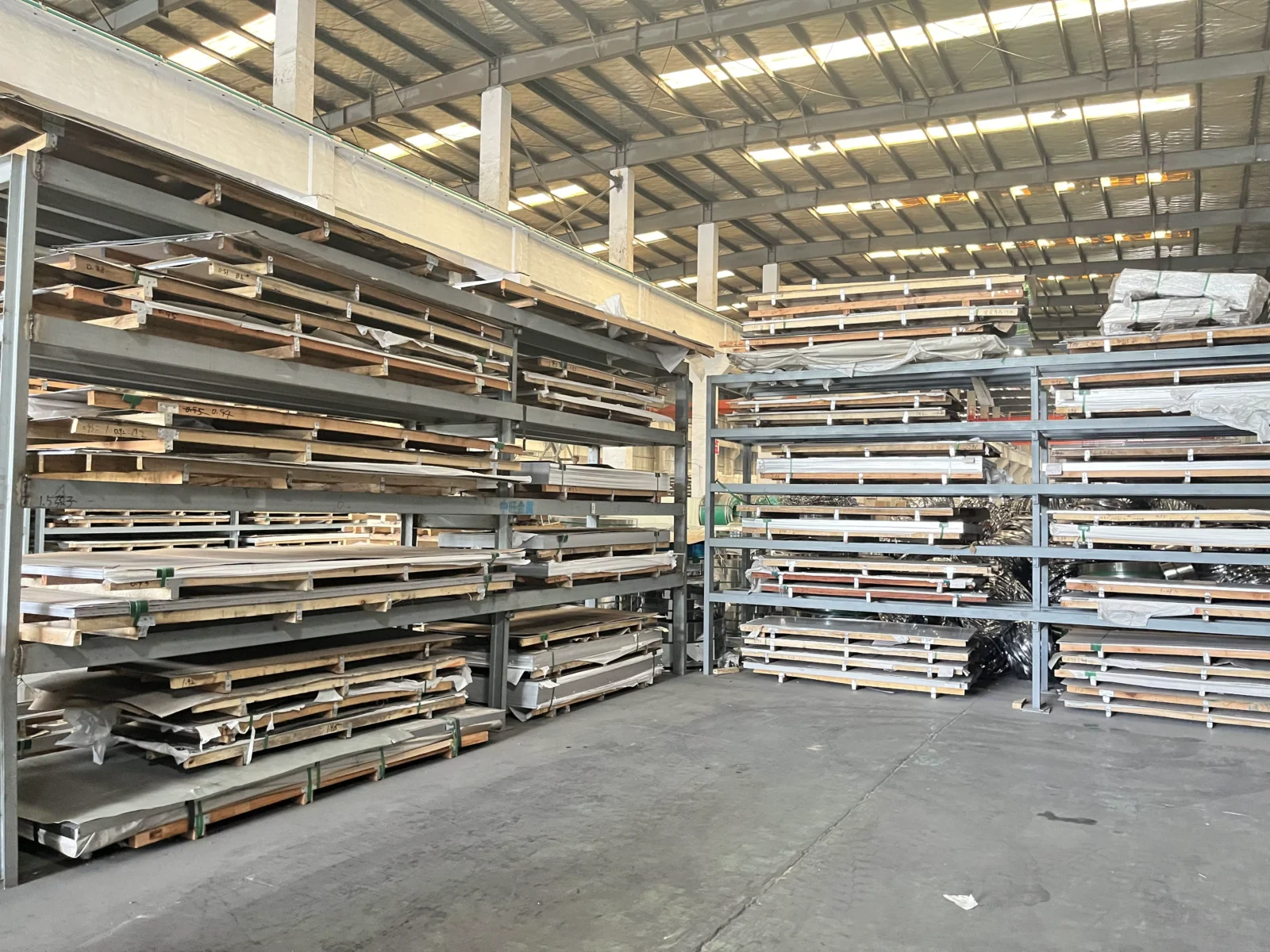 200-900 Series Stainless Steel Clad Plate Sheet 0.3-60mm Factory Direct