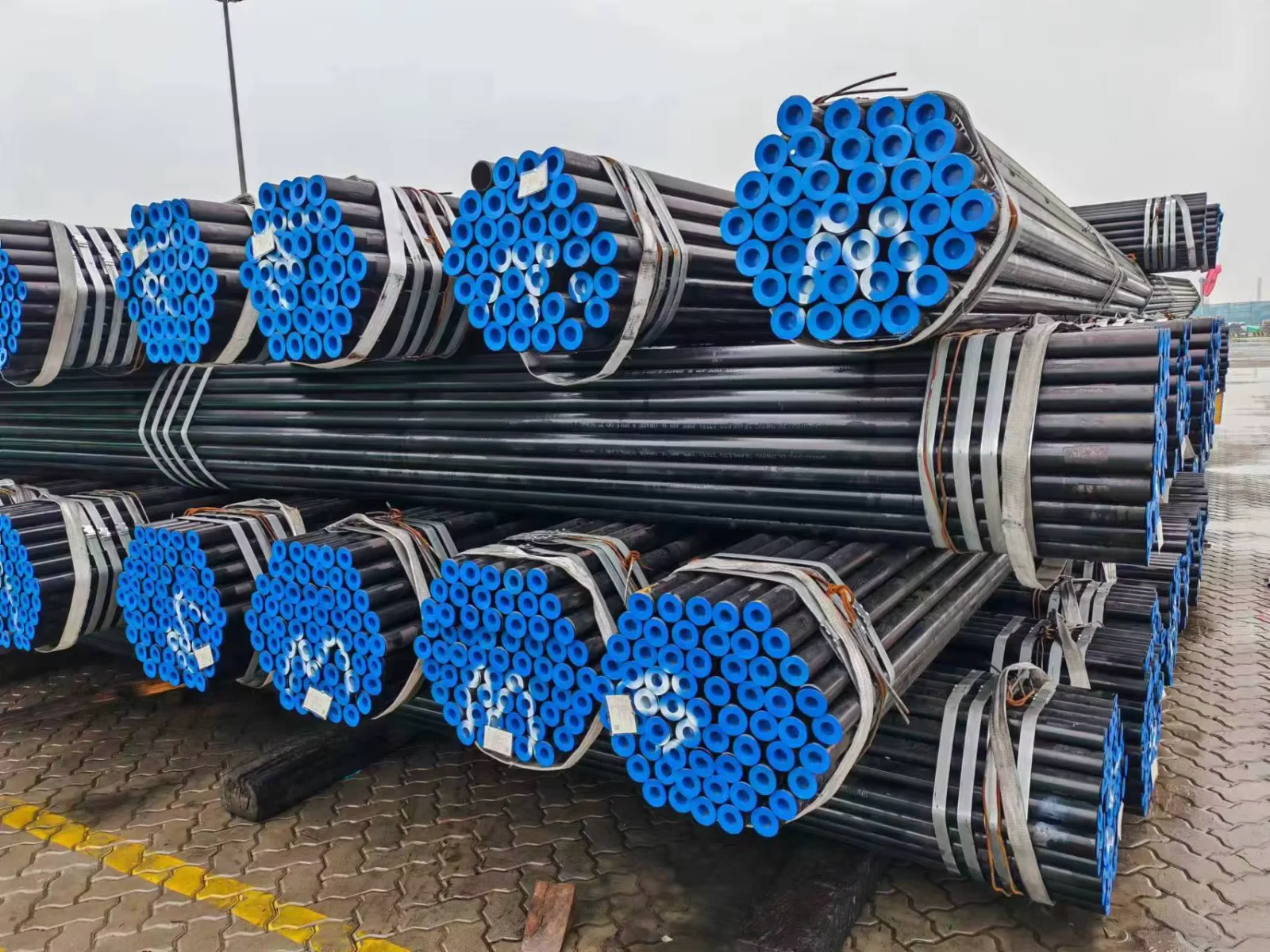A335 P11 Alloy Seamless Pipe SCH10-160 OD 21.3-1420mm Factory Direct Supplier