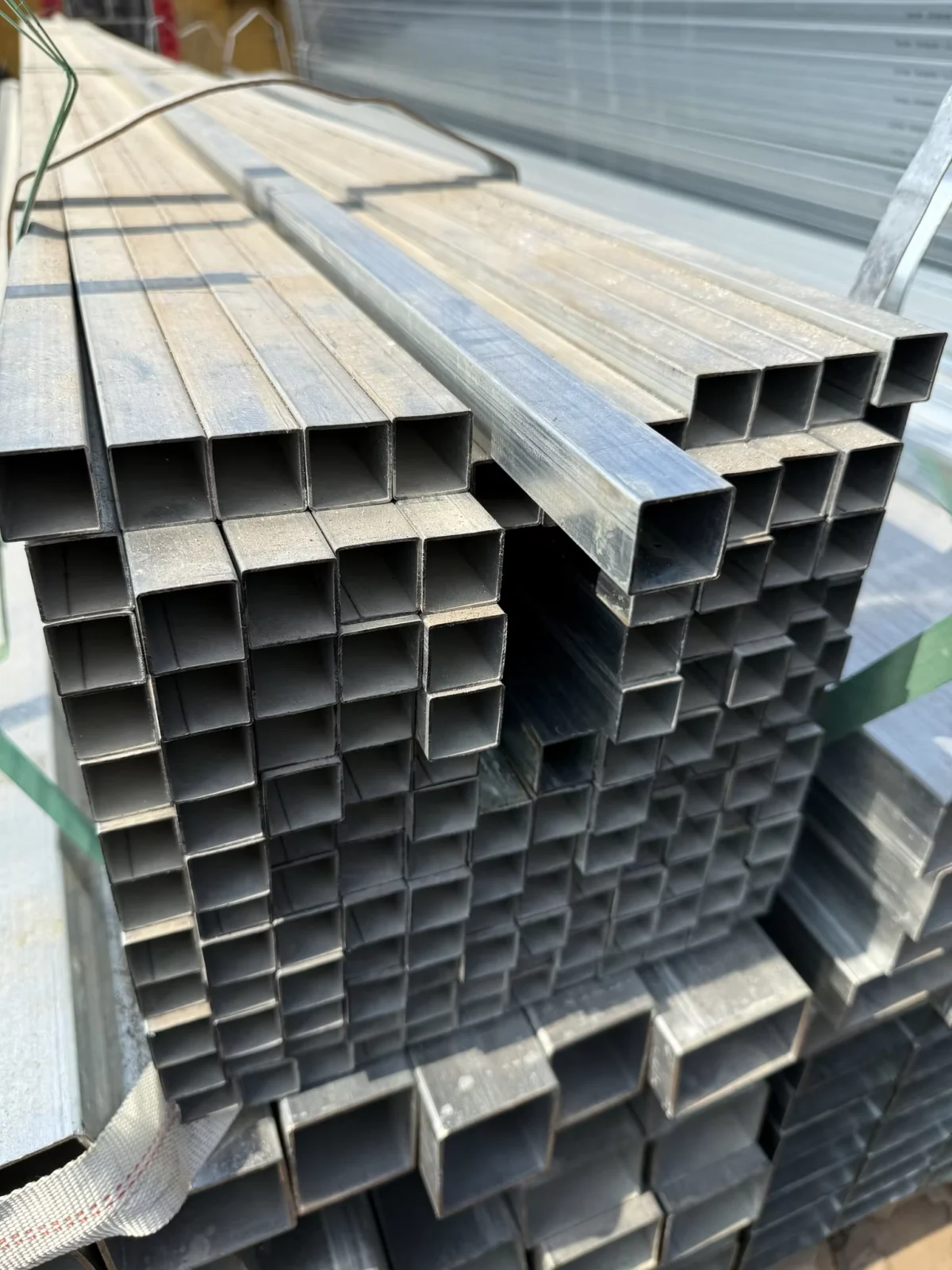 A500 A53 Galvanized Square Hollow Section 21.3-660mm Factory Direct Supplier