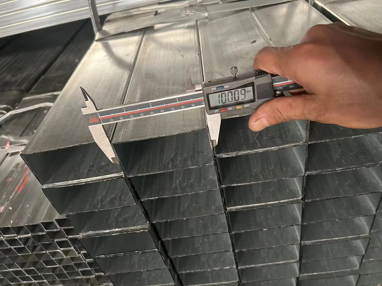A500 A53 Galvanized Square Hollow Section 21.3-660mm Factory Direct Supplier
