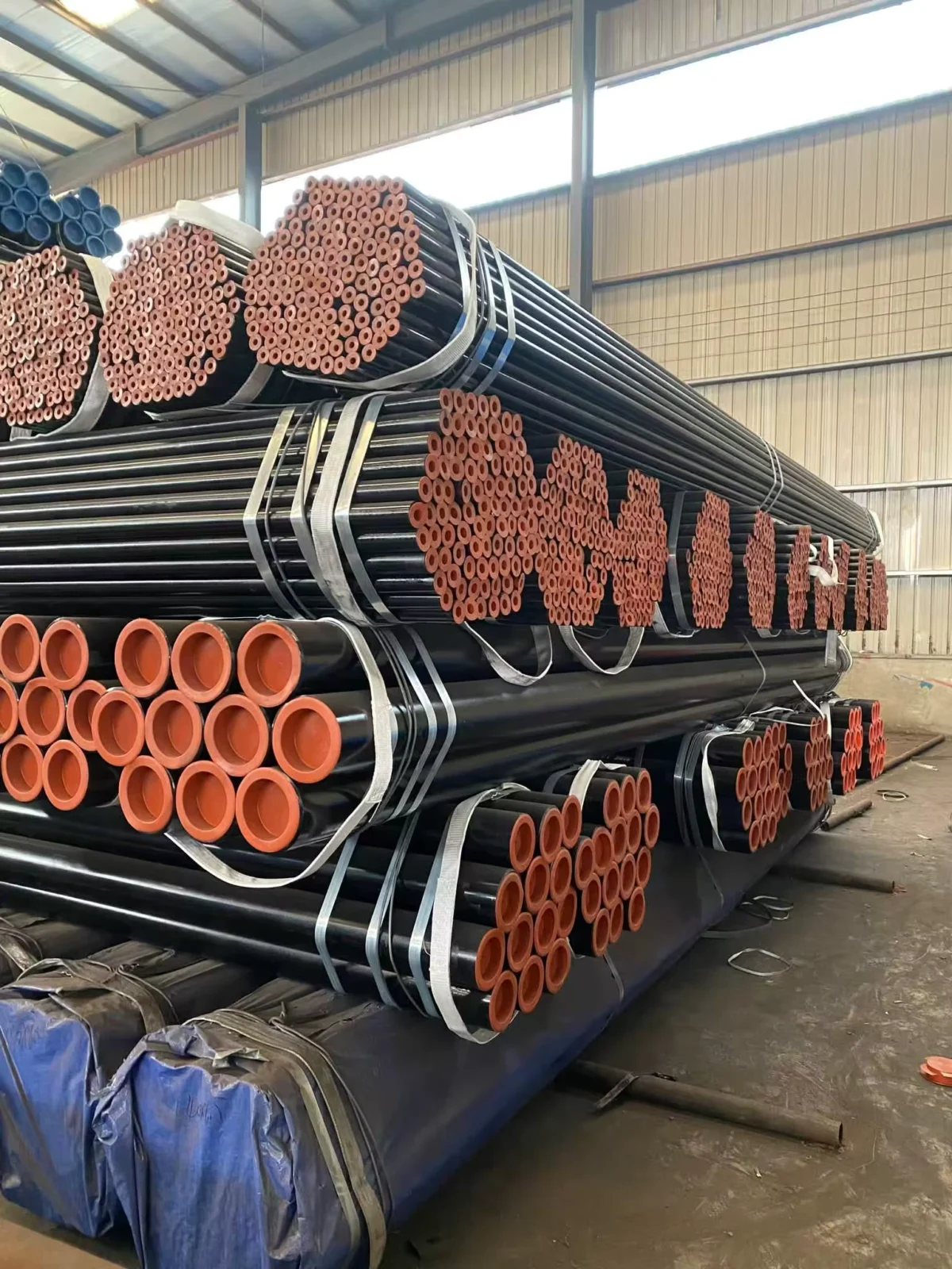 ASTM A106/A53 Gr.B Seamless Steel Pipe OD 20-250mm Factory Direct Supplier
