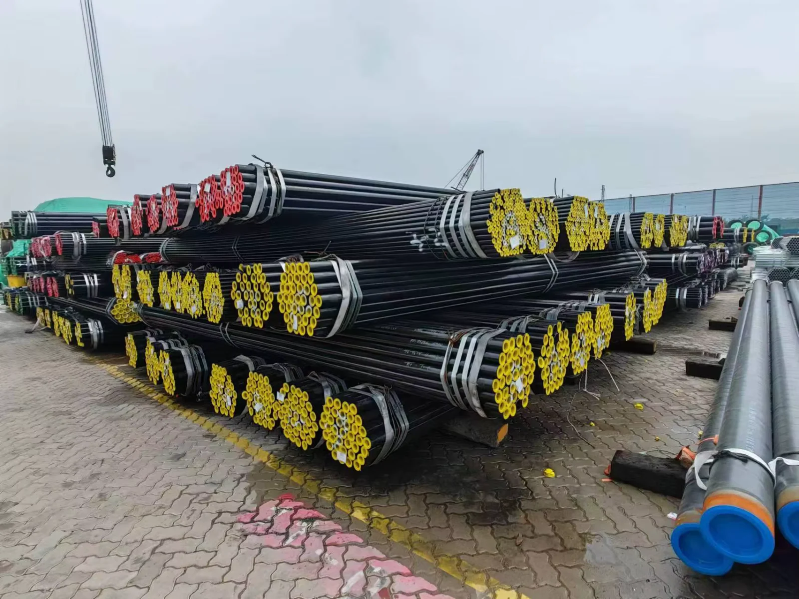 ASTM A106 Seamless Steel Pipe OD 10-609mm API Certified Factory Direct Supplier