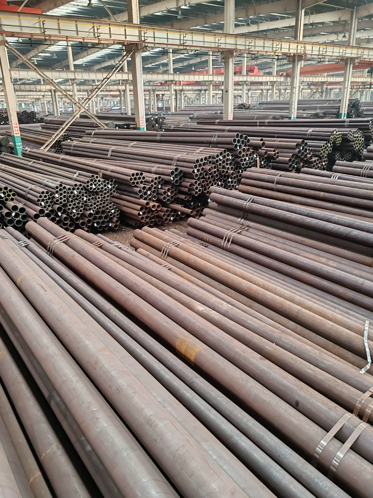 ASTM A106 Seamless Steel Pipe OD 10-609mm Factory Direct Supplier