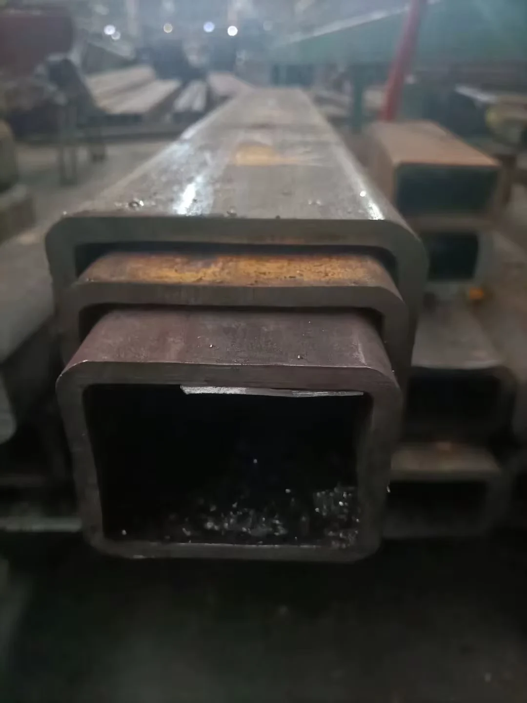 ASTM A572 Gr 50 Seamless Square Hollow Section Supplier Factory Direct
