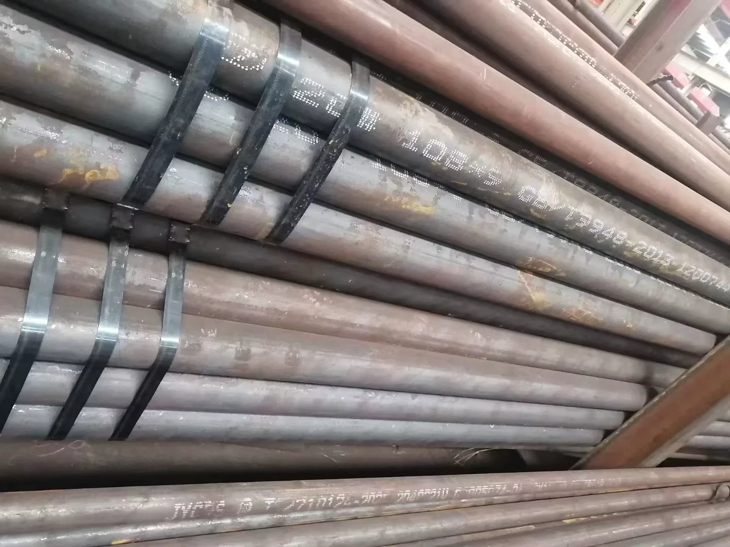 ASTM Hot Rolled Seamless Steel Pipe Supplier Factory Direct ±1% Tolerance