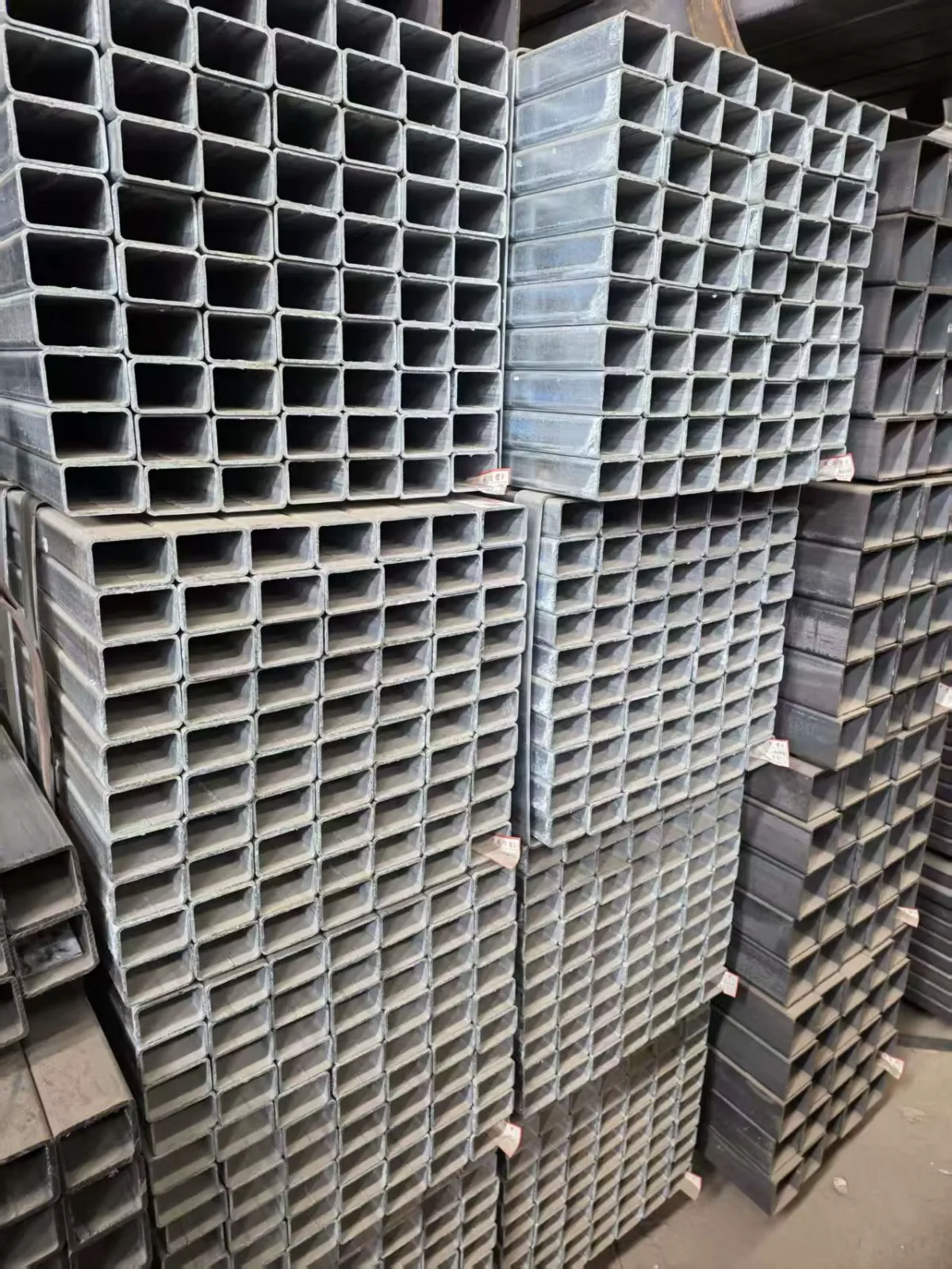 DX51D-G550 Galvanized Square Rectangular Steel Tube ASTM Z30-Z40 Factory Direct