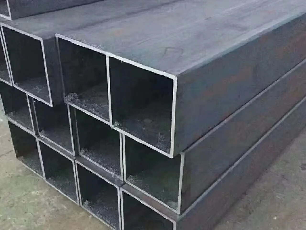 Q195 Q235 Q345 ERW Square Rectangular Steel Tube 0.5-40mm ASTM Supplier