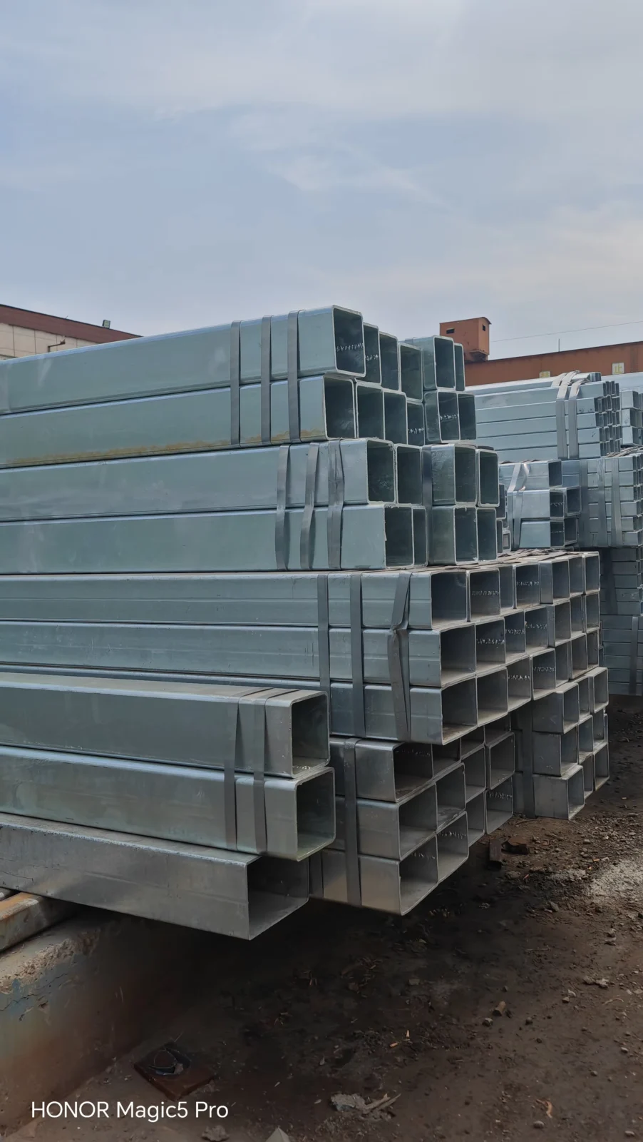 Q195-Q345 Galvanized Square Rectangular Steel Tube Supplier