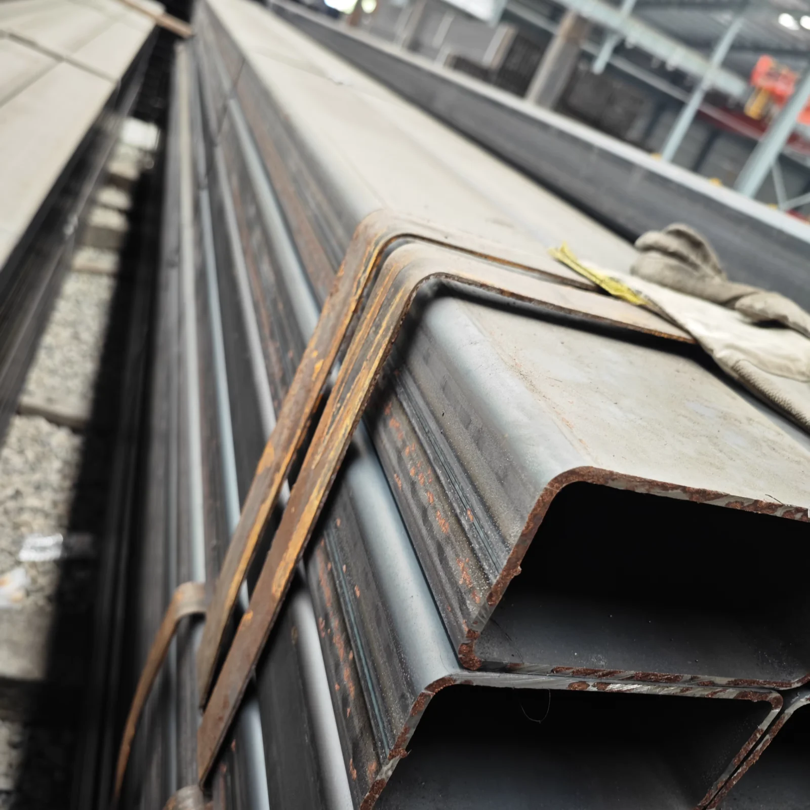 Q195-Q355 Carbon Steel Square Rectangular Tube 30×30-200x400mm Factory Direct