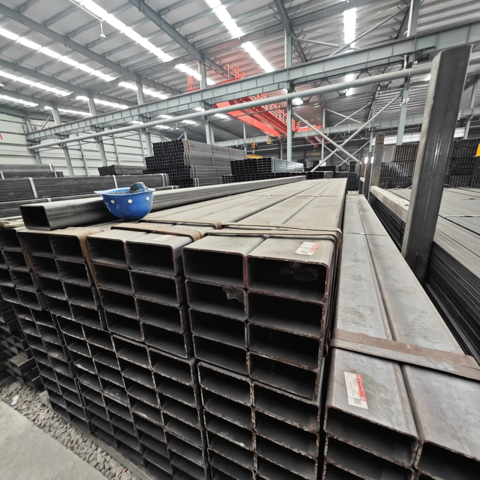 Q195-Q355 Carbon Steel Square Rectangular Tube 30×30-200x400mm Factory Direct