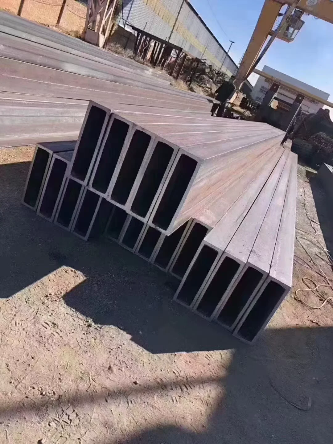 Q195-Q460 Hot Rolled Square Steel Tube 0.5-200mm Wall Factory Direct