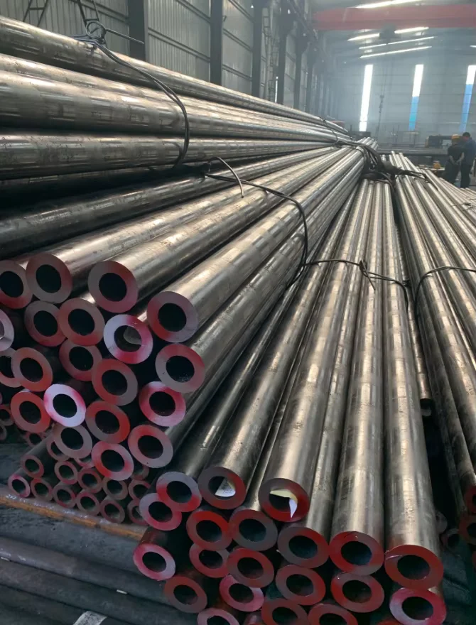 Q235 Q345 20# 45# Seamless Carbon Steel Pipe Factory Direct Supplier
