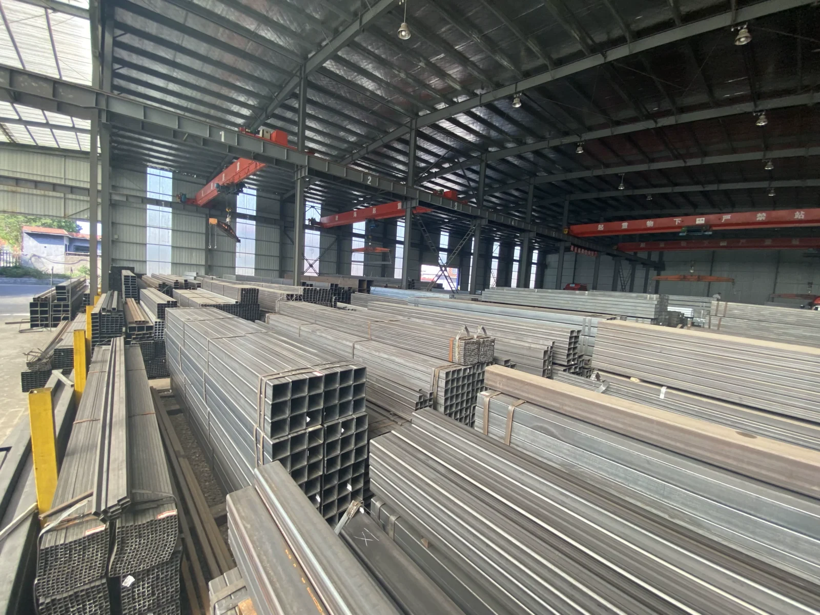 Q235-Q345 A500 Carbon Steel Square Pipe Tube Custom Sizes Factory Direct
