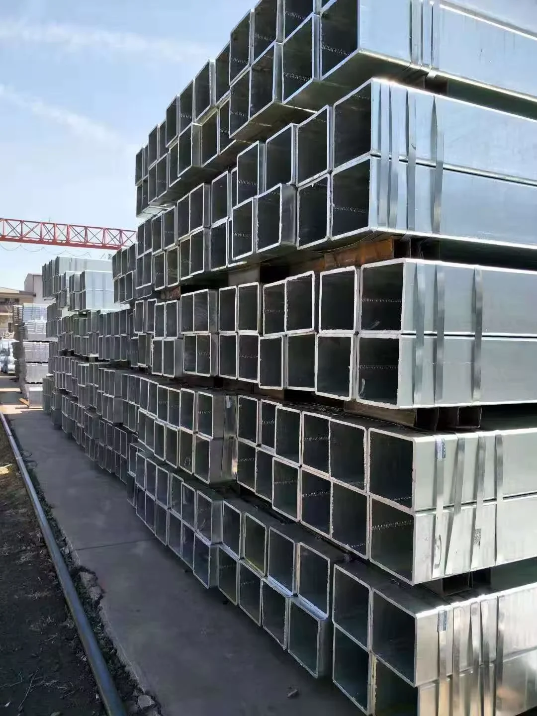 Q235 Q345 ERW Rectangular Steel Hollow Section Factory Direct Supplier