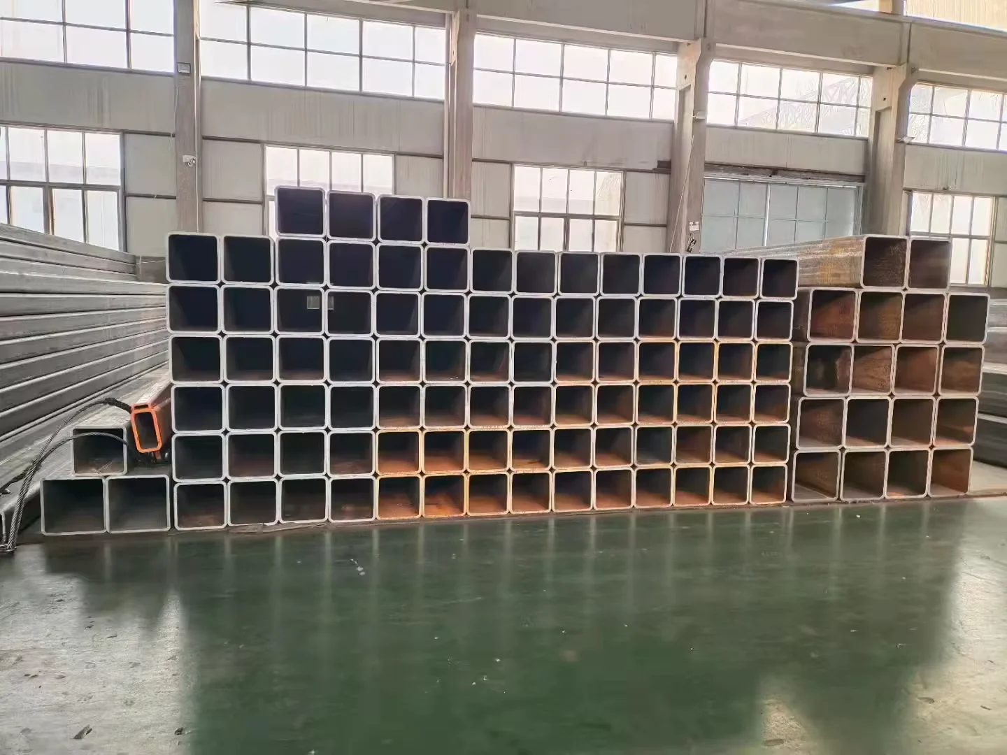 Q235 Q345 S355JR Square Rectangular Steel Tube Factory Direct