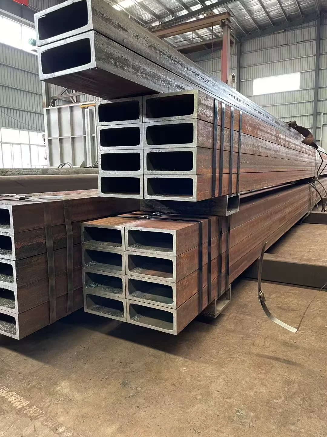 Q235 Q345 Seamless Square Rectangular Steel Tube Supplier