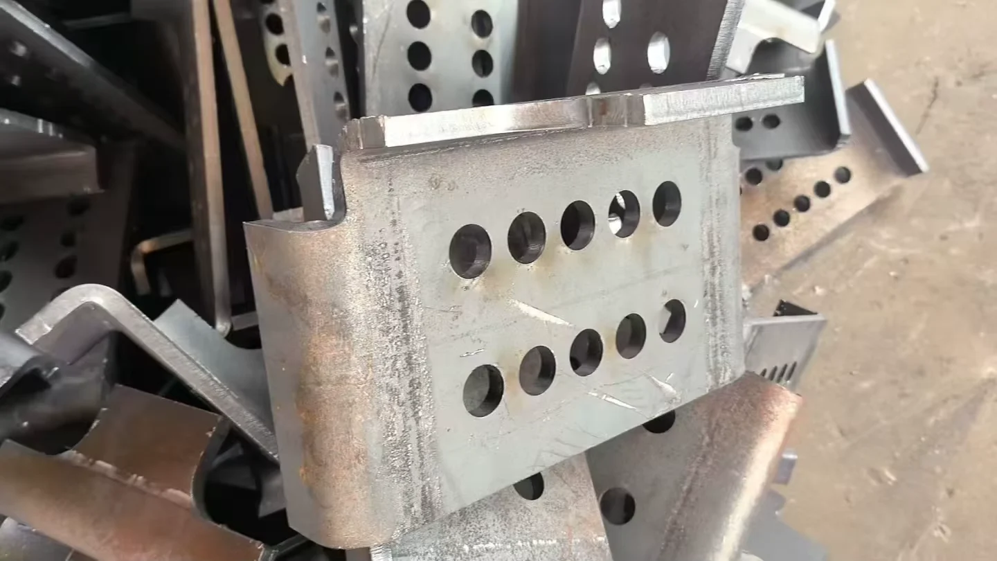 Q235 Q345 SS400 ASTM A36 Hot Rolled Steel Plate Custom Cut Supplier