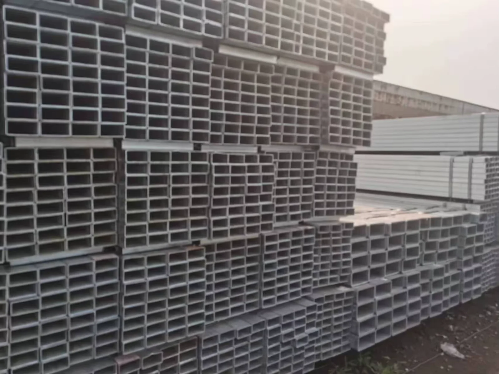 Q235B ERW Welded Square Steel Tube 40×60 40×80 Factory Direct Supplier