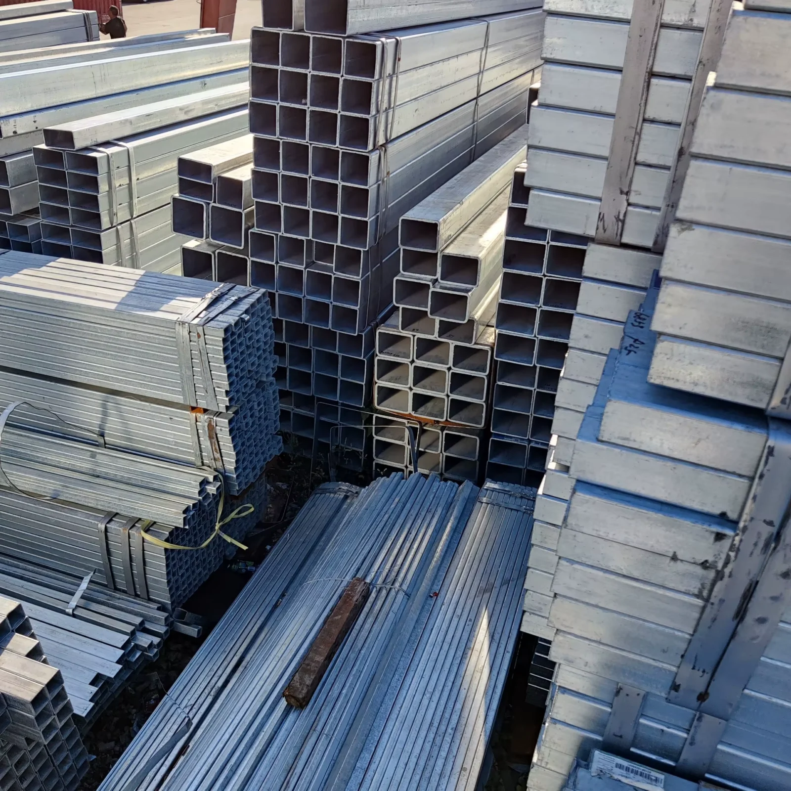Q235B Galvanized Square Rectangular Steel Tube Factory Direct