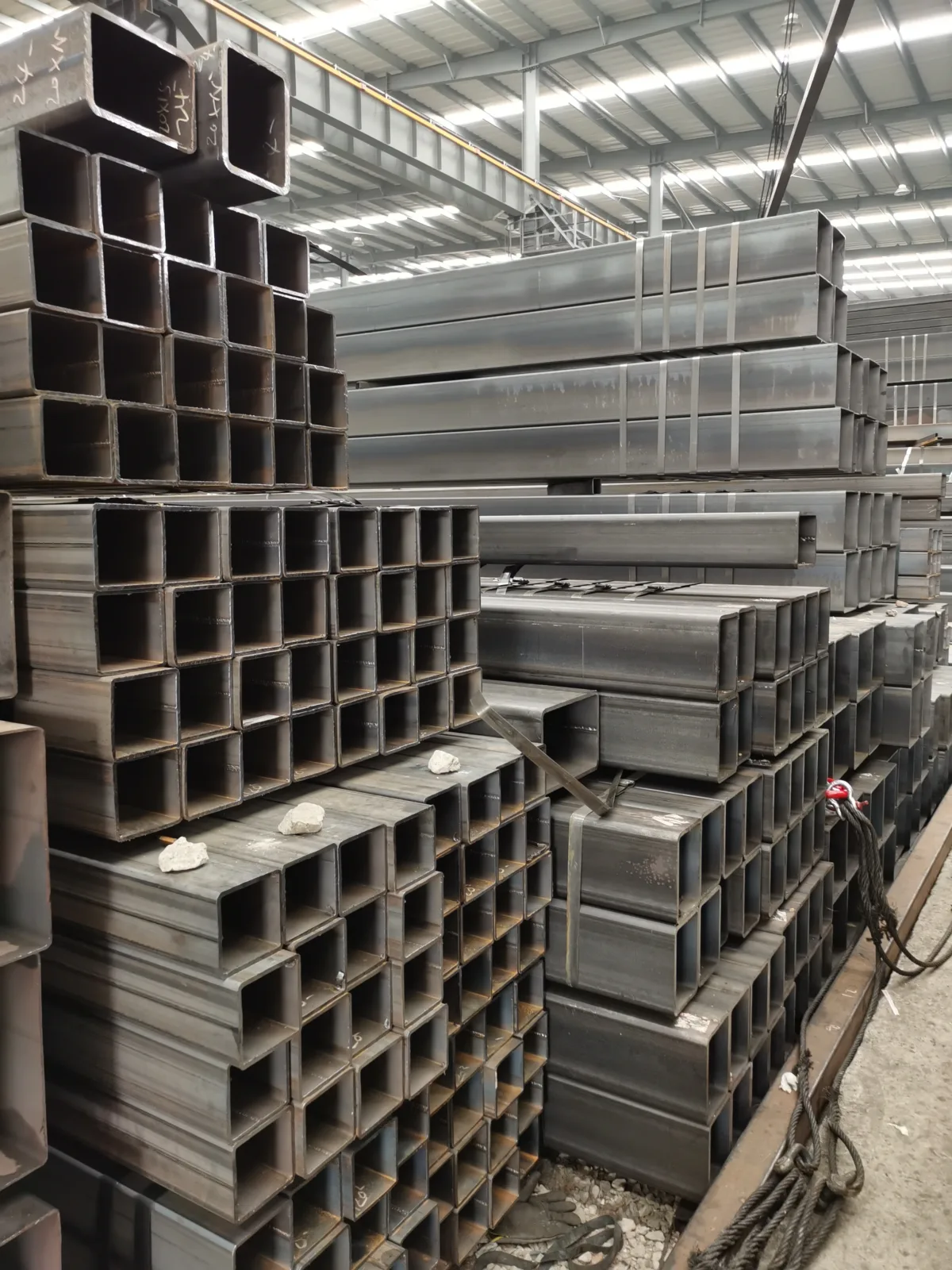 Q235B Galvanized Square Rectangular Steel Tube Factory Direct