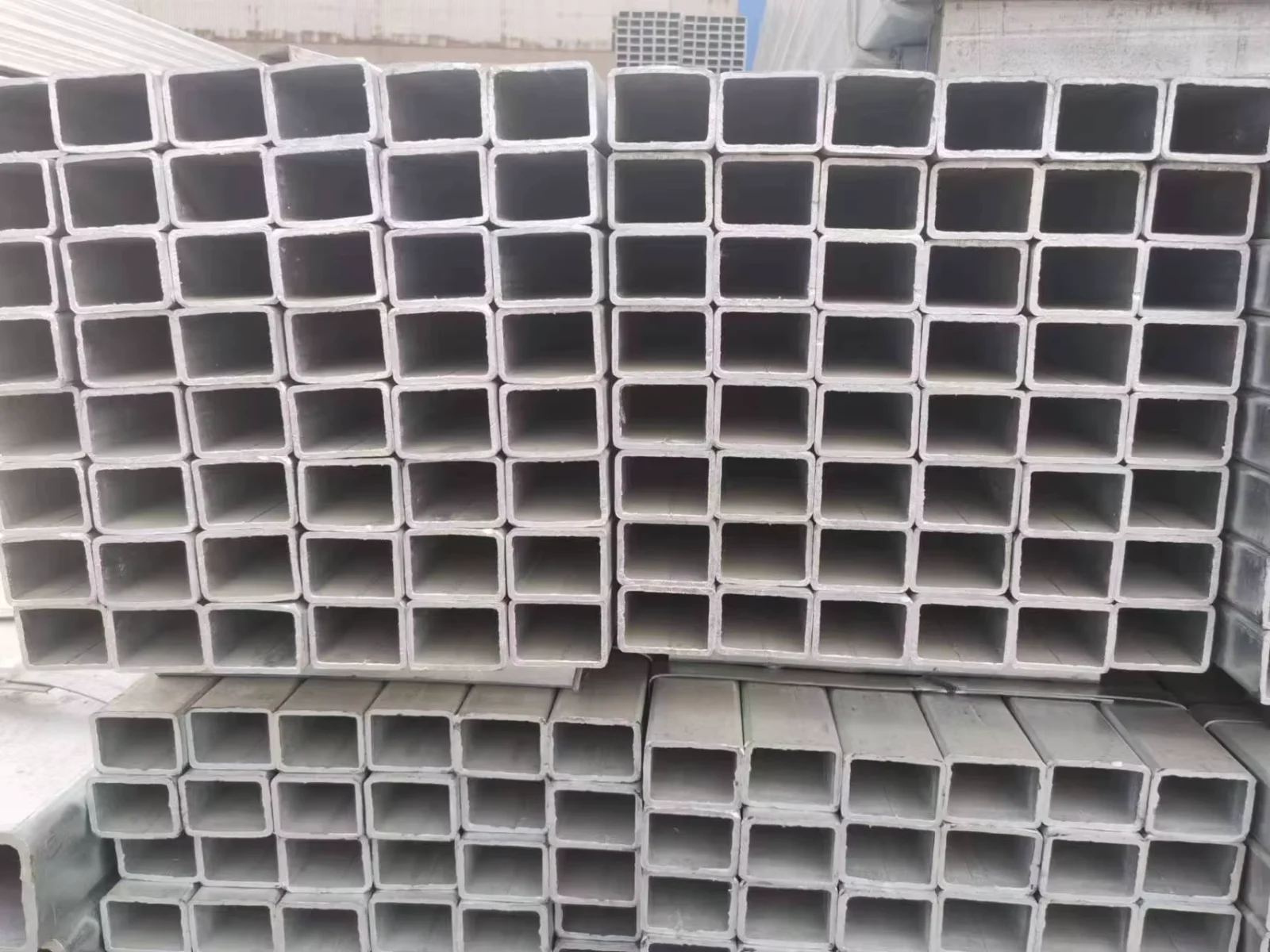 Q235B Galvanized Square Steel Tube 1.2-20mm Factory Direct Supplier