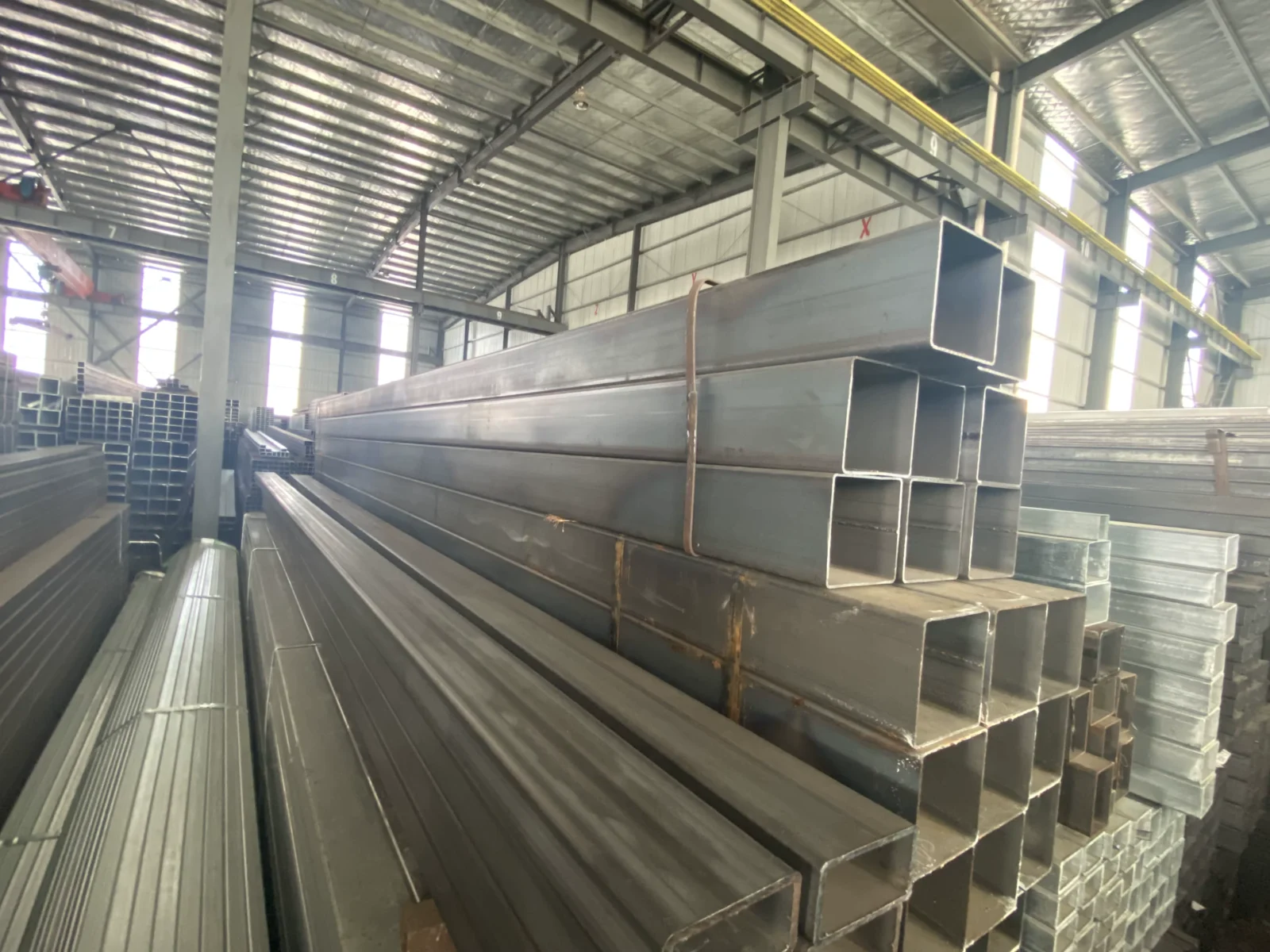 Q235B Q355B Black Rectangular Steel Tube 20×40-300x500mm Factory Direct Supplier