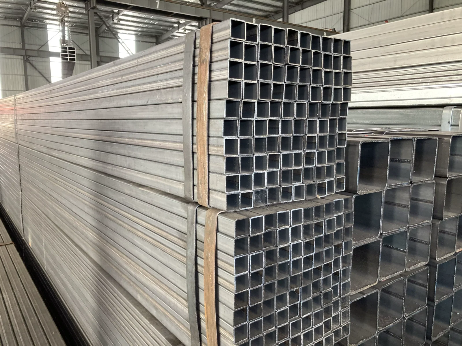 Q235B Square Rectangular Steel Tube 20-500mm EN10219 ASTM A500 Factory Direct Supplier